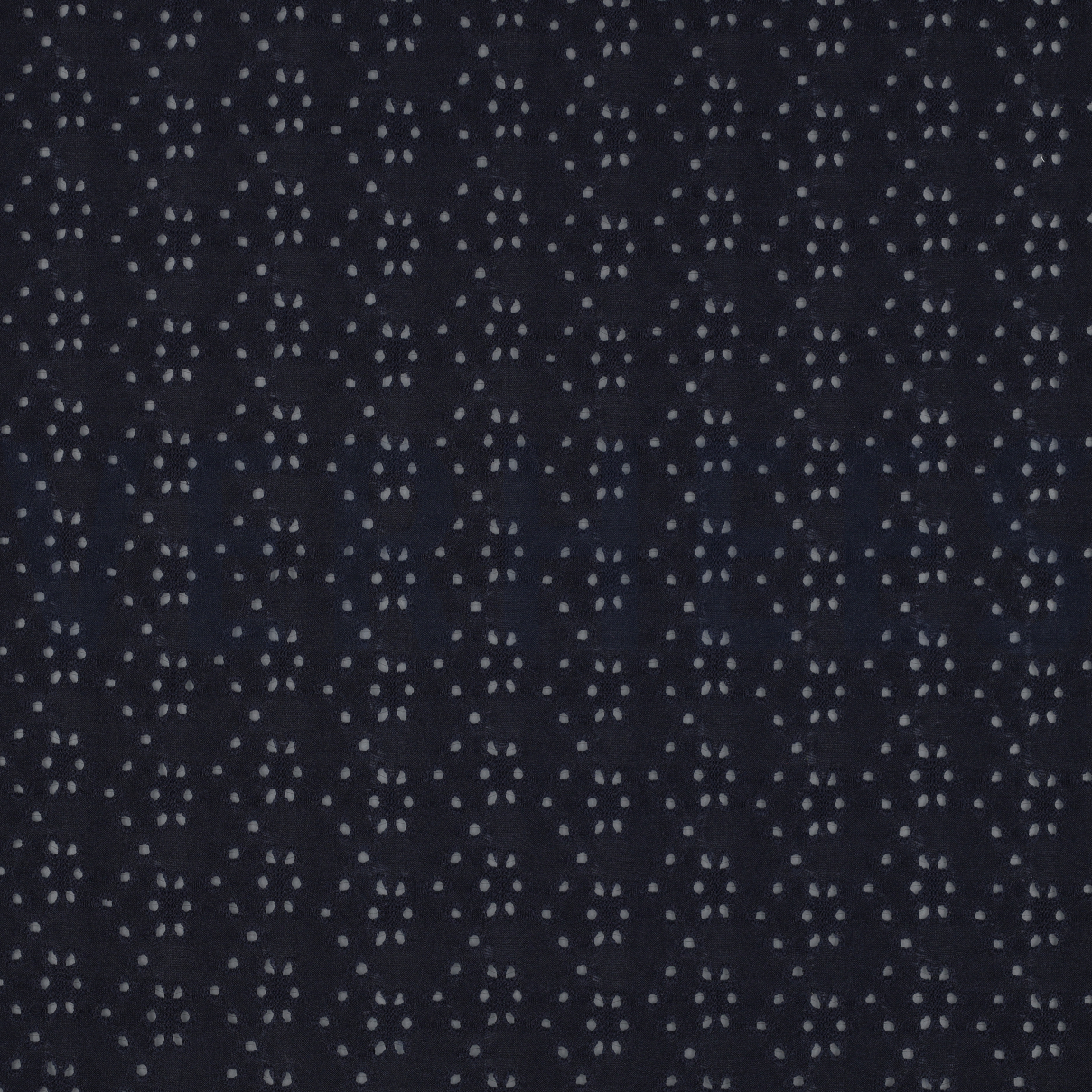 EYELET STRETCH NAVY (high resolution)