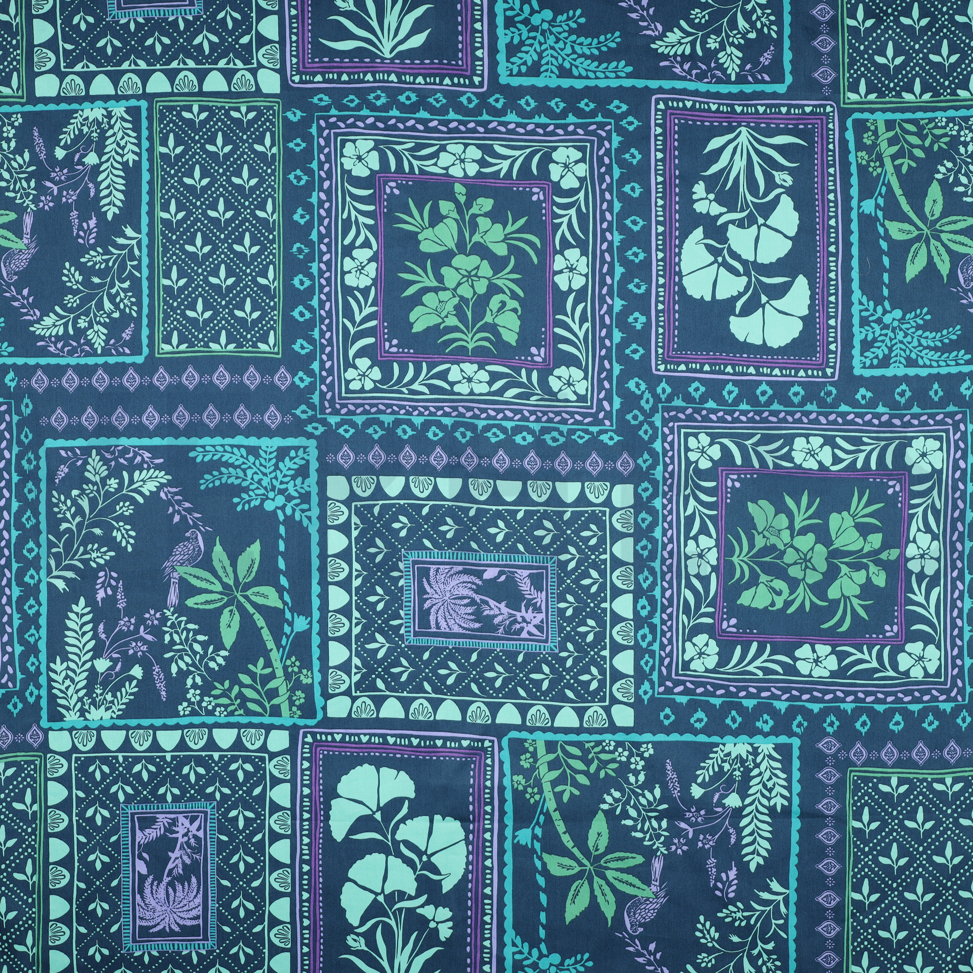 COTTON SATIN PATCHWORK FLOWERS PETROL (high resolution)