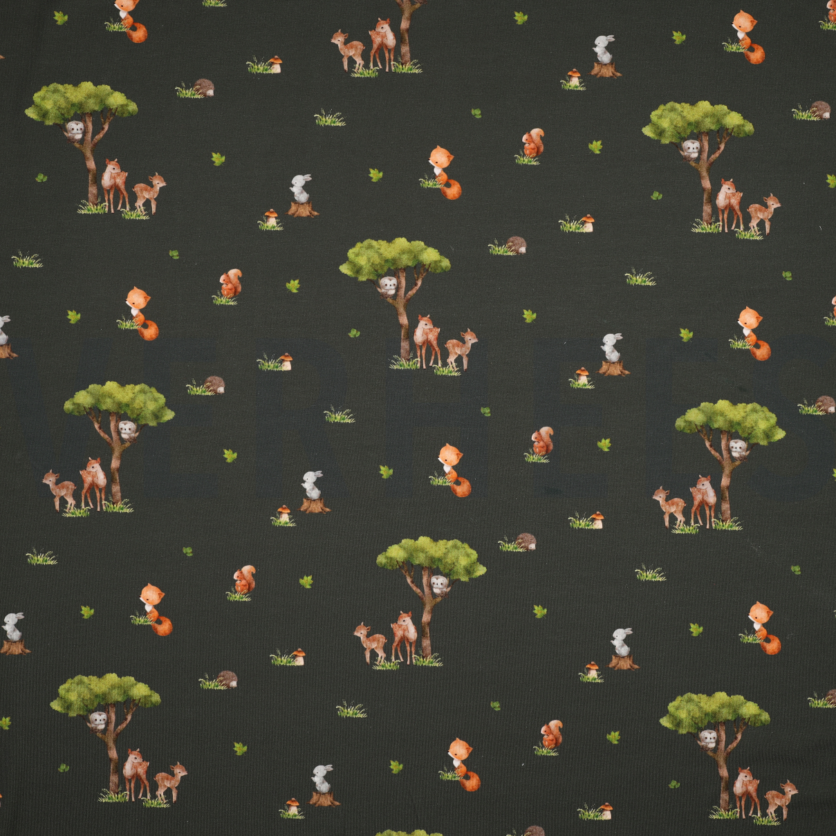 JERSEY DIGITAL FOREST ANIMALS ARMY GREEN (high resolution)