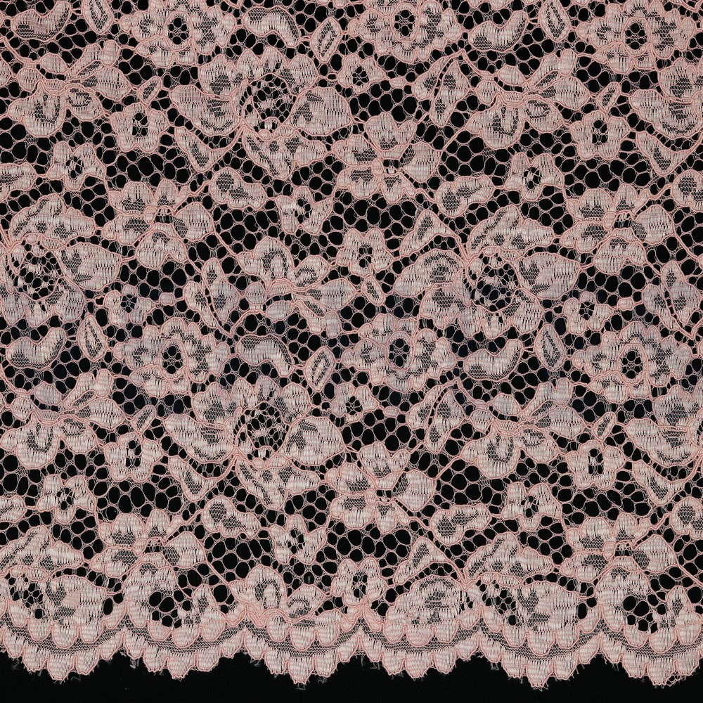 LACE BORDER 2 SIDES ROSE